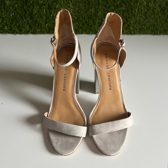 Chinese Laundry Suede High Heels Sea Breeze - Picture 2 of 10